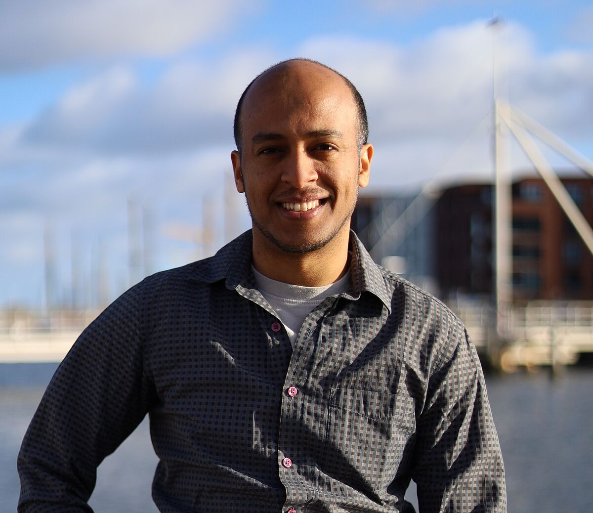 Dr. Yohannes Tesfay Porträt von Dr. Yohannes Tesfay